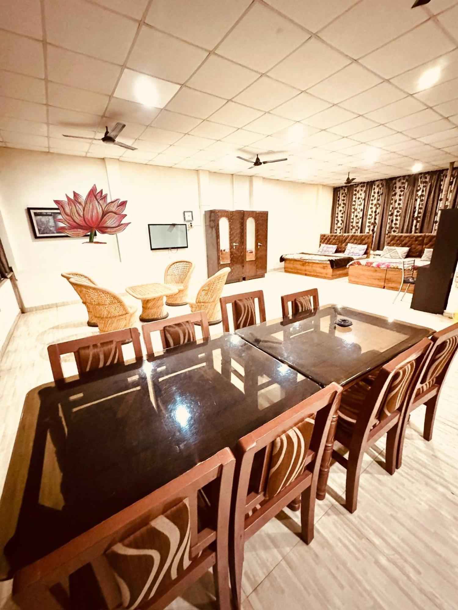 Qube House Bnb Rishīkesh Екстериор снимка